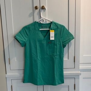 NWT Figs Green V-Neck Medical Top with Chest Pocket